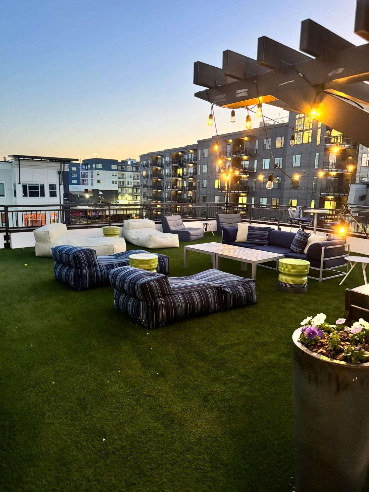 Apartamento Views From Atl Beltline Atlanta Exterior foto